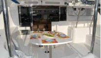 Leopard 46 - cockpit dining